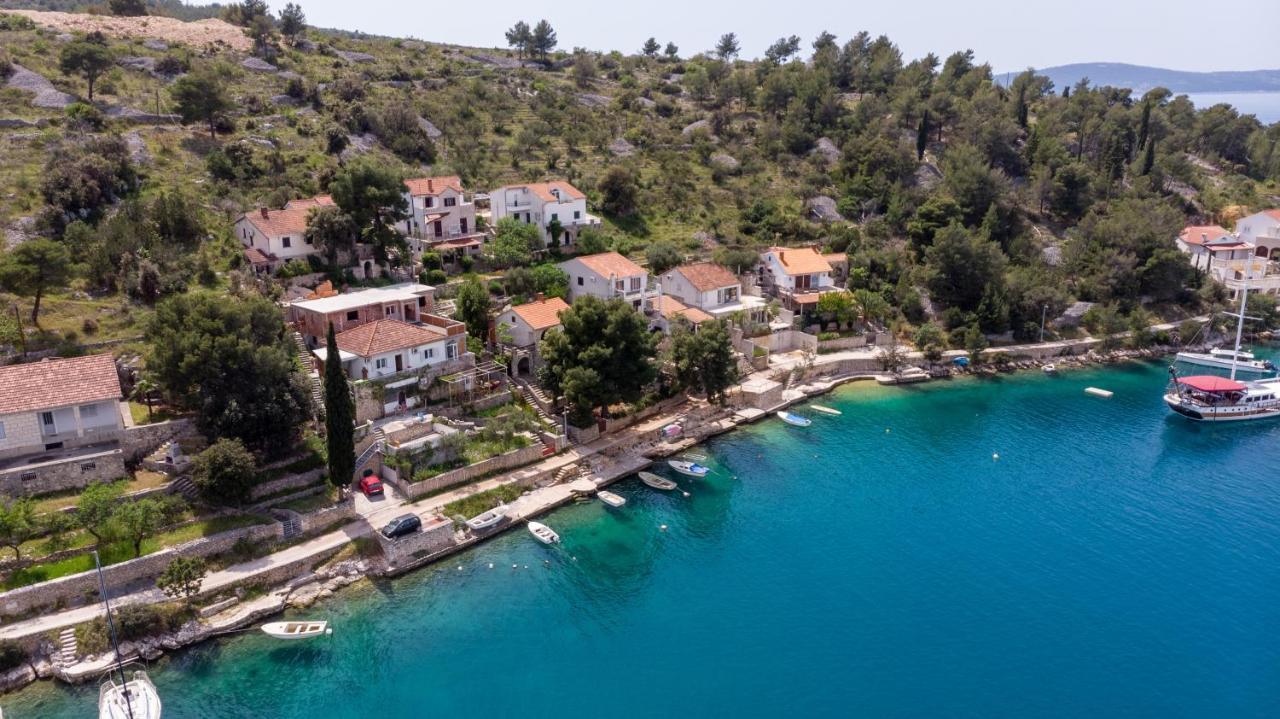 Apartments By The Sea Bobovisca Na Moru, Brac - 5682 Lozisce Exterior photo